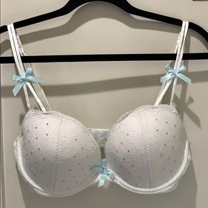 Victoria’s Secret Bridal Bra